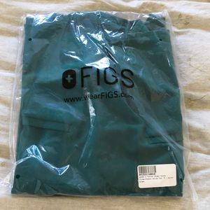 FIGS Hunter Green Scrub Top